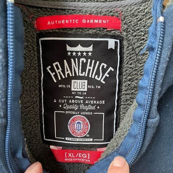 Franchise Club NCAA Michigan Wolverines Avalanche Fleece Jacket Dark Blue $125 X - Picture 7 of 11